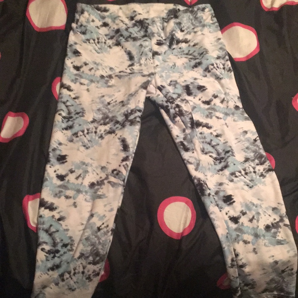 Blue black and white leggings